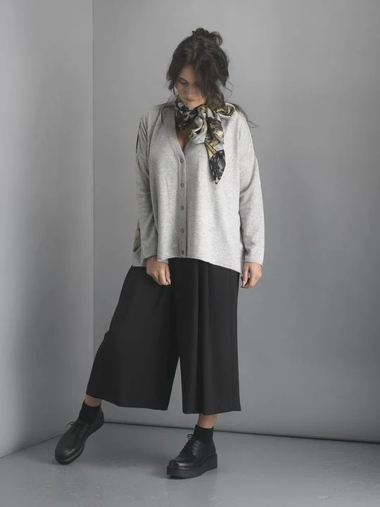 One Hundred Stars Iris Grey Oversized Cashmere Cardigan - Image 3